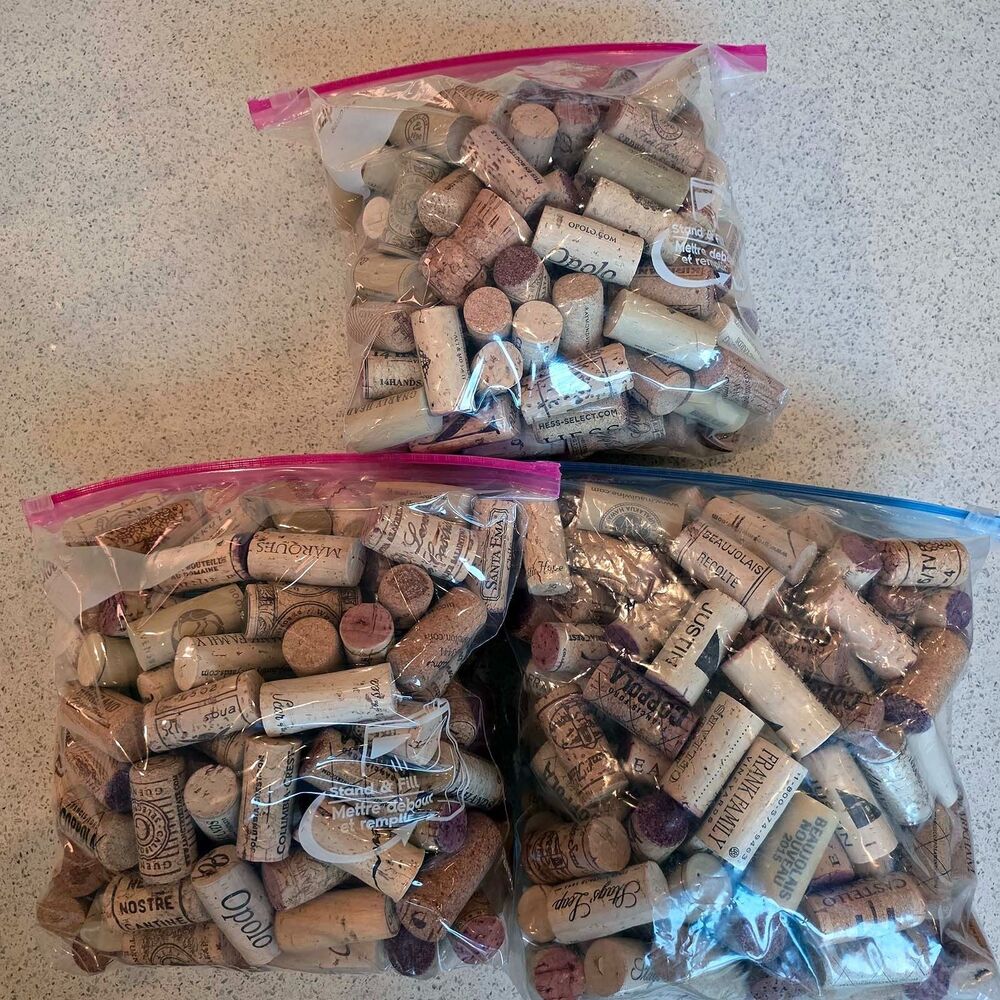 WINE BOTTLE CORKS Mixed Craft Collectors Total Three Gallon Bags Almost 5 Pounds - Picture 3 of 3